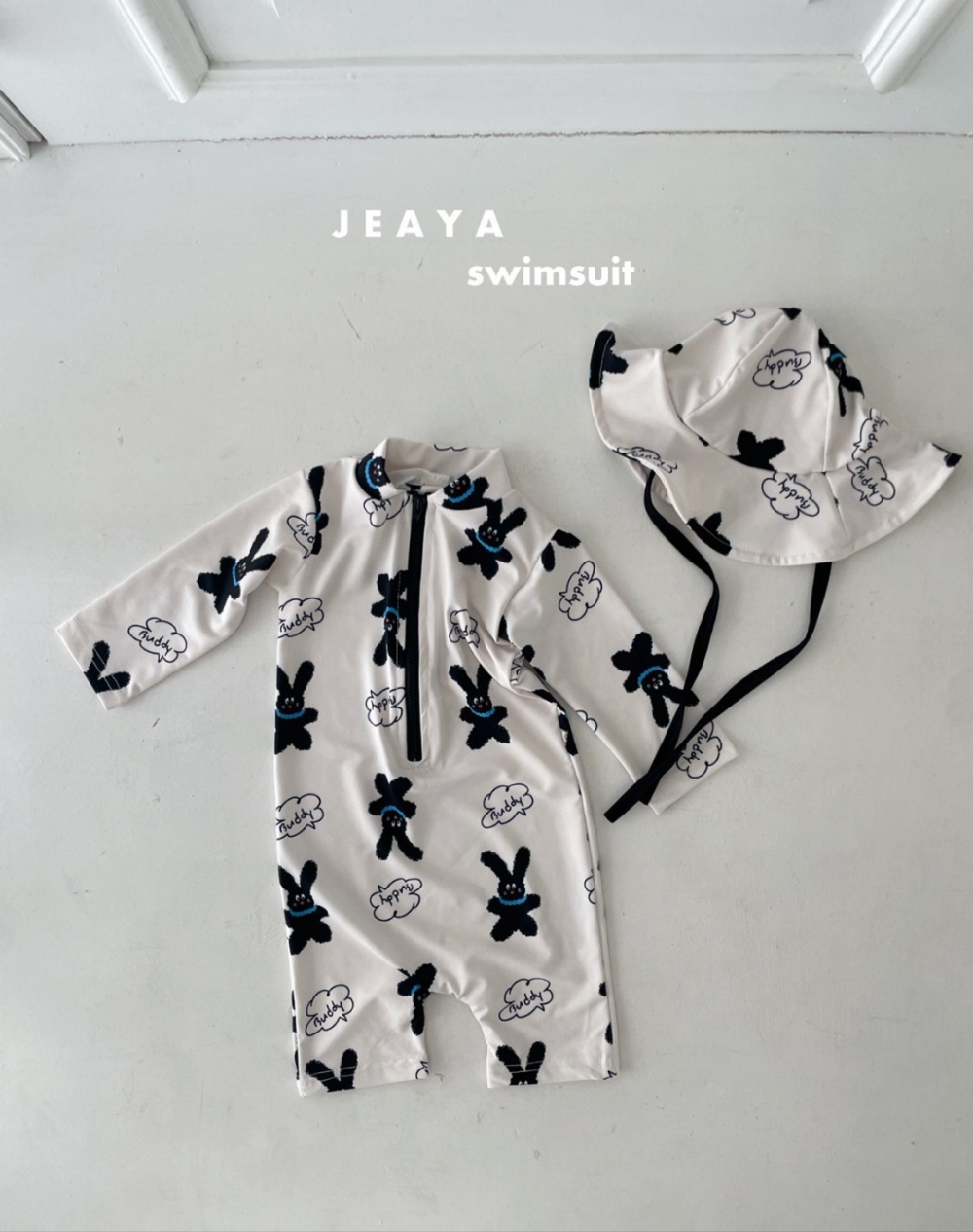 JEAYA-黑兔buddy防曬泳裝(附帽)