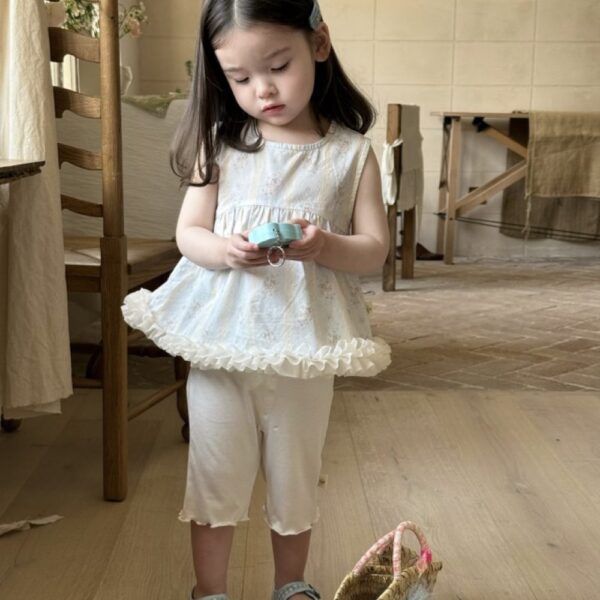 My daughter-澎澎傘擺上衣