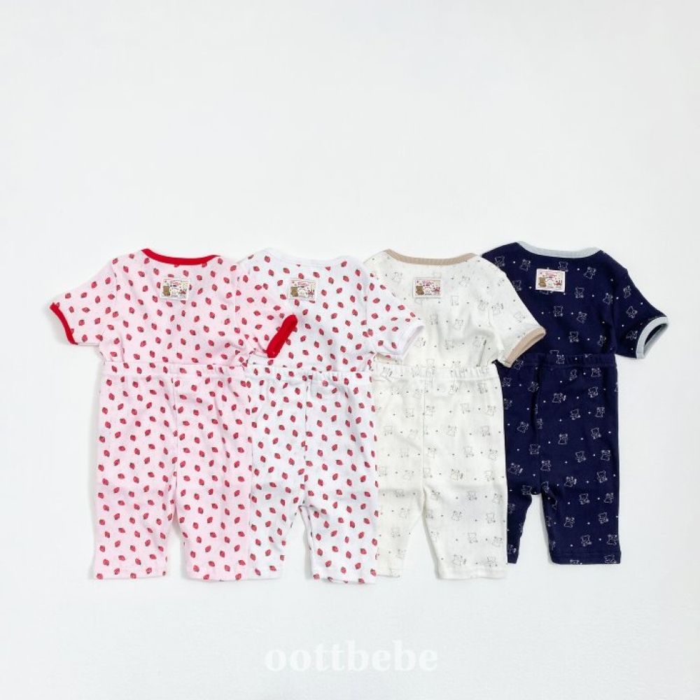 oottbebe-滿版印花居家套裝