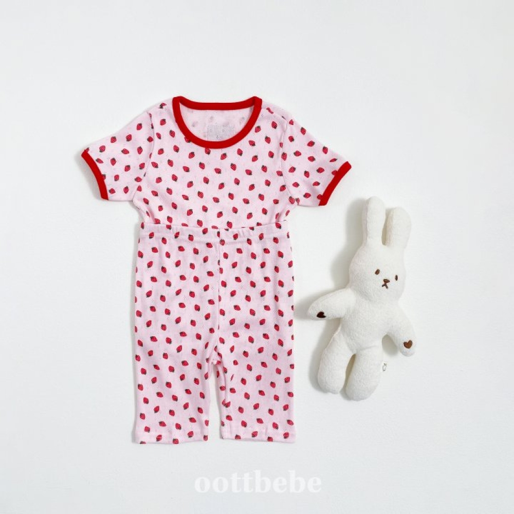 oottbebe-滿版印花居家套裝